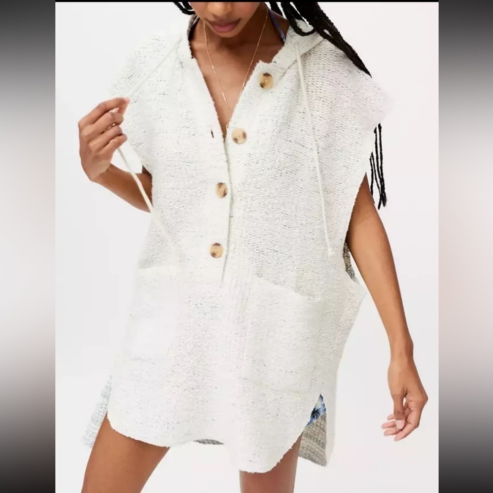 Urban outfitters hooded cut off sweater - Picture 6 of 7